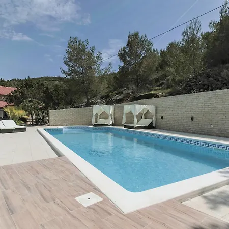 Mendes Villa